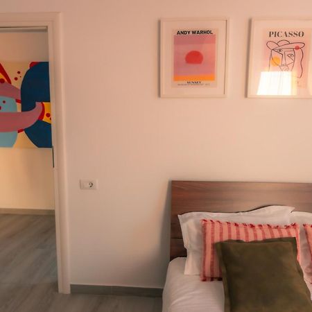 Sunset Apartment - Central Apt With Rooftop Garden Bükreş Dış mekan fotoğraf