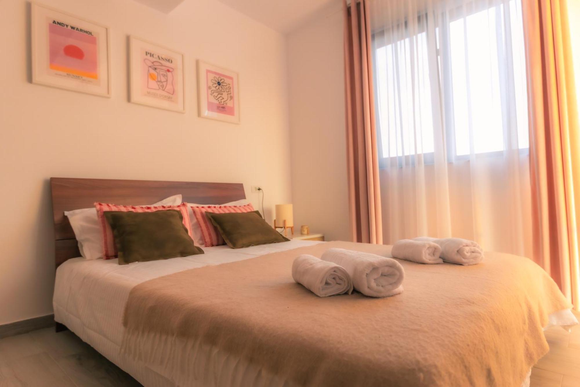 Sunset Apartment - Central Apt With Rooftop Garden Bükreş Dış mekan fotoğraf